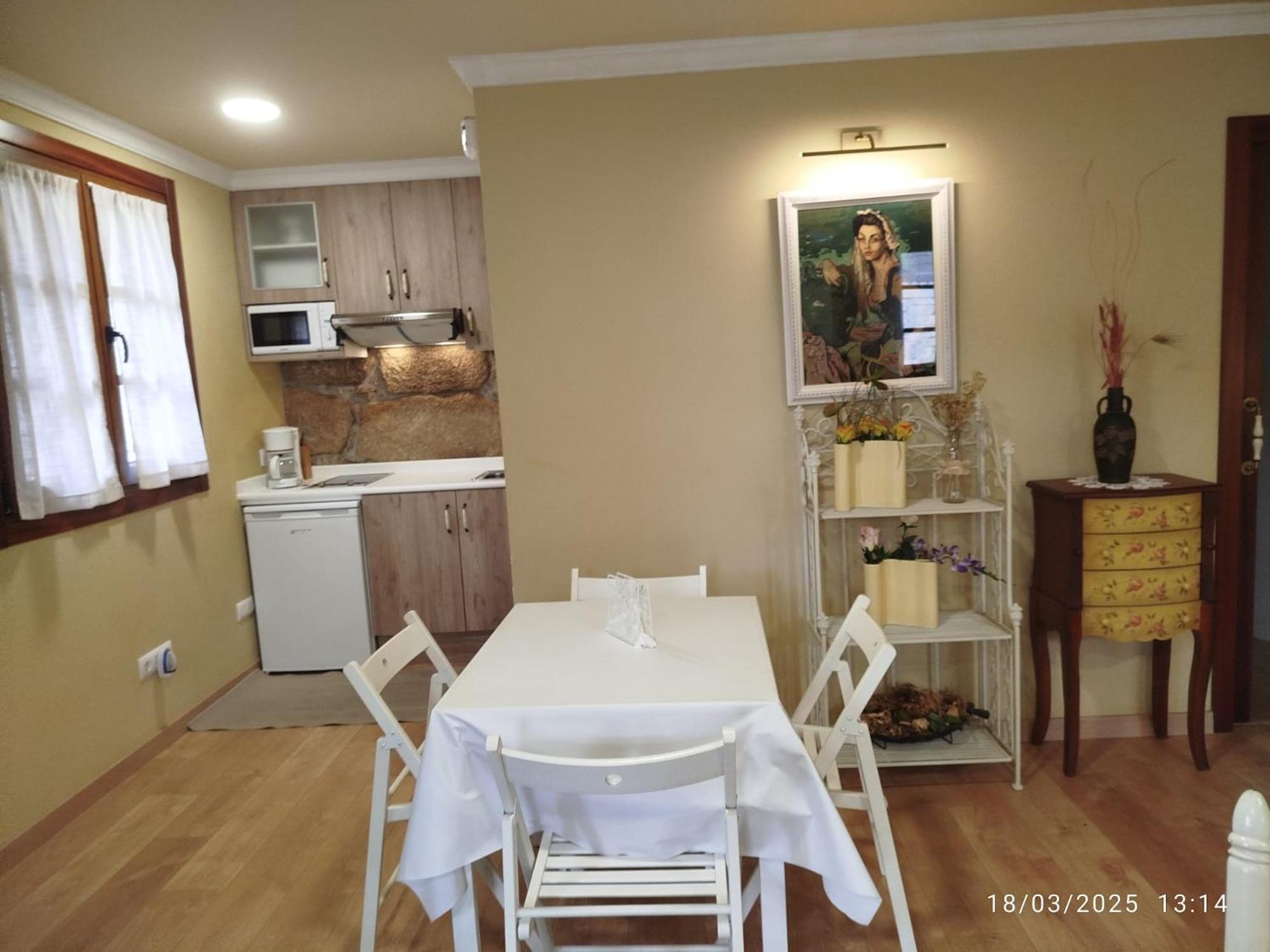 O Apartamento Do Xanza, Ideal Para Parejas Adaptado Movilidad Reducida Meis المظهر الخارجي الصورة